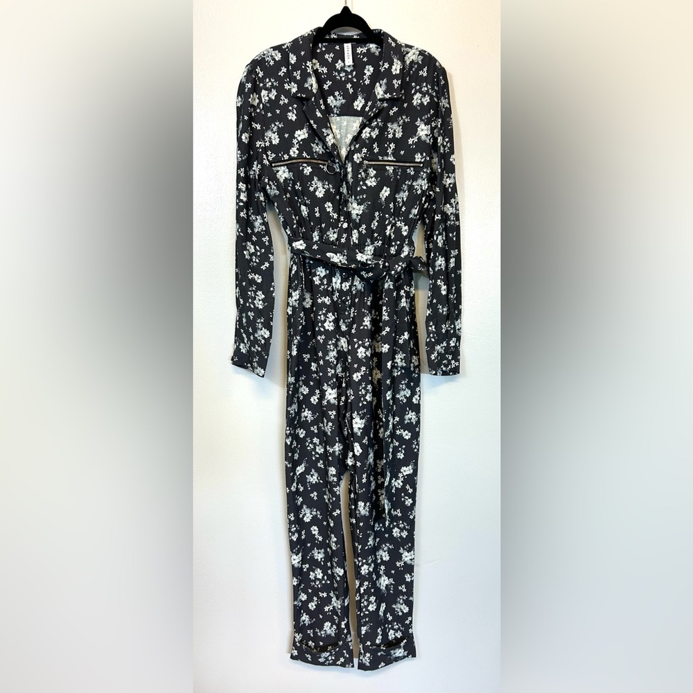 STEELE the Label Stasia Boiler Suit Sz Small Gray Blue Floral Coveralls Jumpsuit - Picture 3 of 10